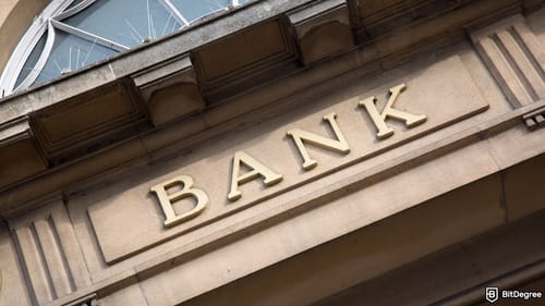 Iran’s Ayandeh Bank Collapses, Bitcoin's Core Idea Resurfaces