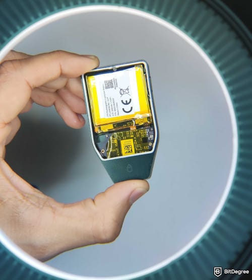 Trezor Safe 7 review: the wallet's battery. Trezor Safe 7 review: the wallet's battery.